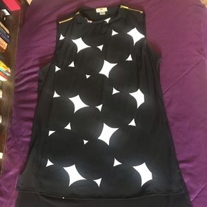 Women’s dress shirt